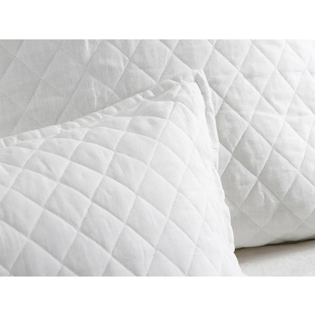 Hampton white pillows